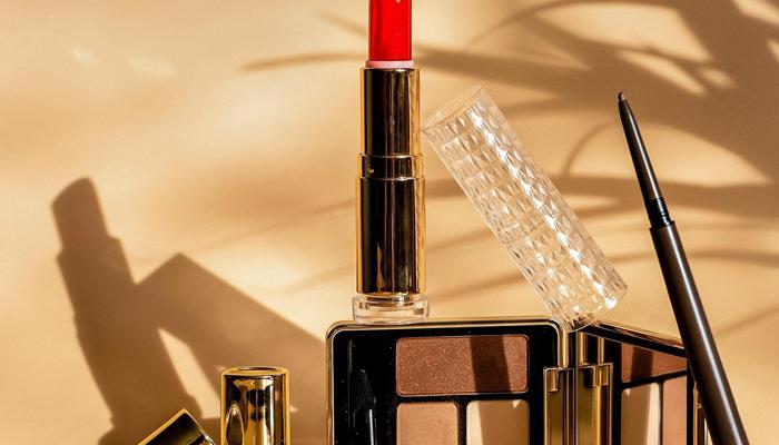 Learn Makeup Tricks for Timeless Beauty