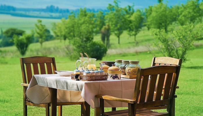 Enjoy Farm-Fresh Food From Field To Plate