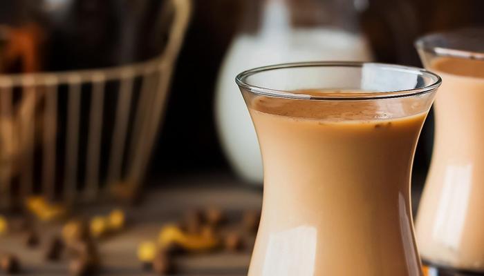 Enjoy Delicious and Refreshing Indian Drinks