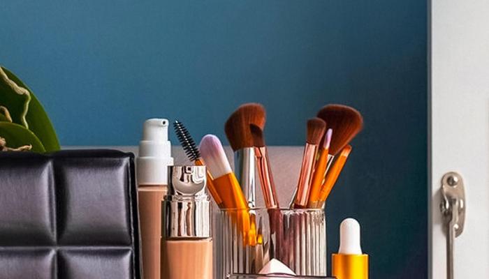 Get Glowing Skin: Hydrate with These 7 Hacks