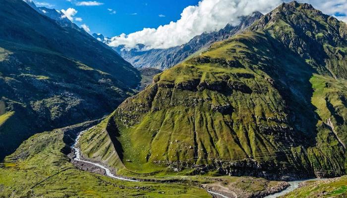 Travel Tips Make Peak Season Stress-Free