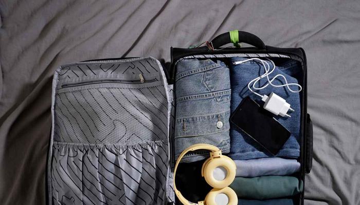 Travel Beauty Essentials: Pack Like a Pro!