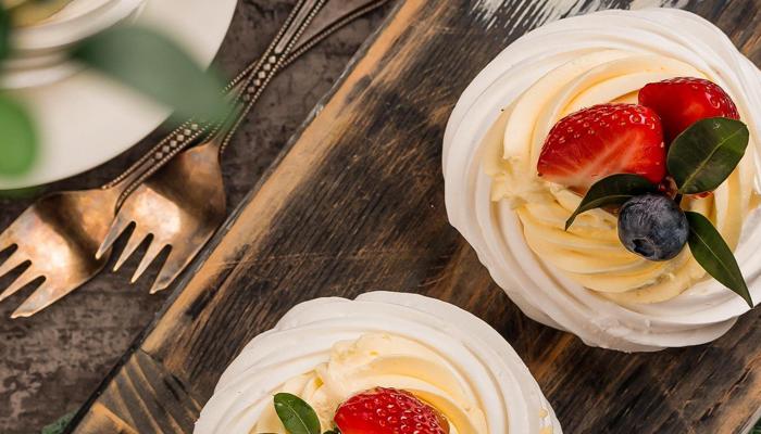 Make Delicious Yogurt at Home Easily!