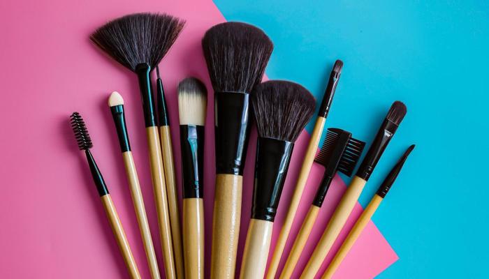 Master Makeup Brushes for a Flawless Look