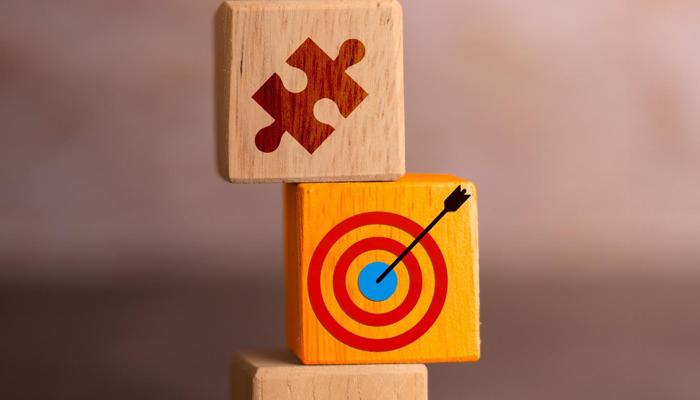 Craft a Captivating Brand Image in 10 Steps.