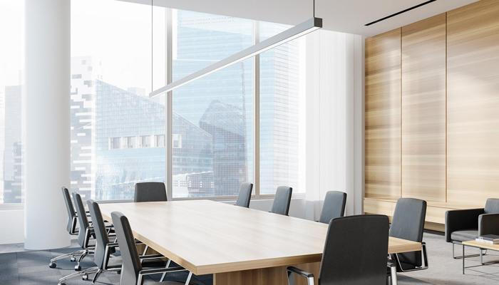 Lead Strong: 7 Secrets Build Trust in Crisis