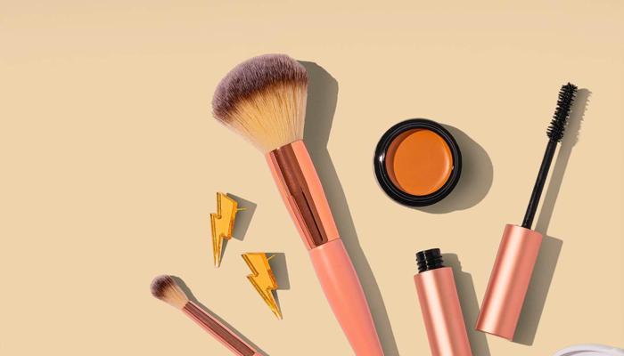 Pack Your Beauty Essentials for Travel!