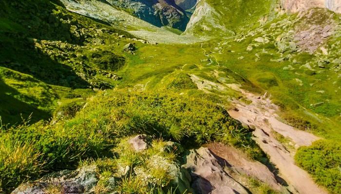 What are the top 10 bucket list adventures?