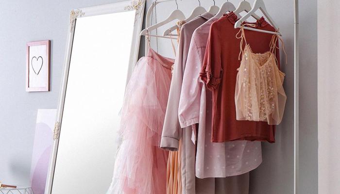 Master Your Closet Space With These 10 Hacks