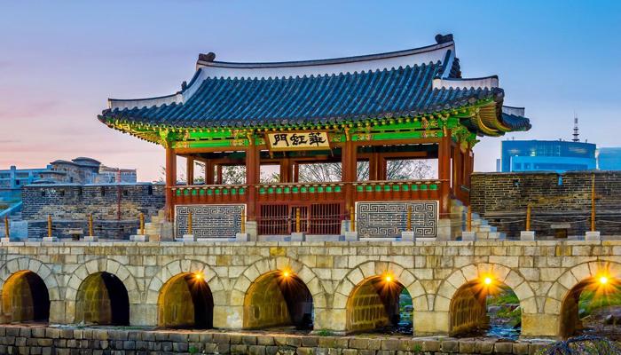 Travel Tips: Live Like a Local on Your Next Trip