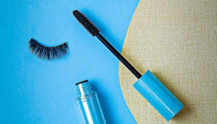 Glamour's History Reveals Beauty Trends.