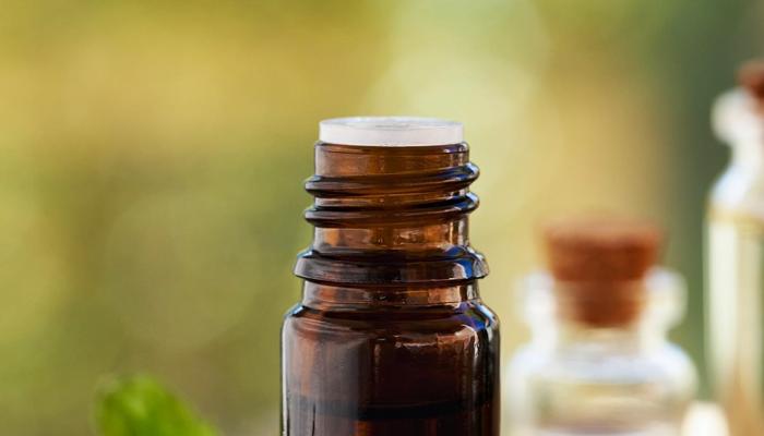 Oils Unveil Beauty Secrets: An Elixir Guide