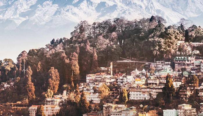 Travel the World Affordably With These Tips