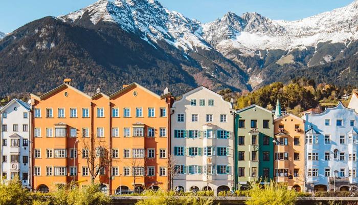 Unlock the Best Travel Tips for Each Season
